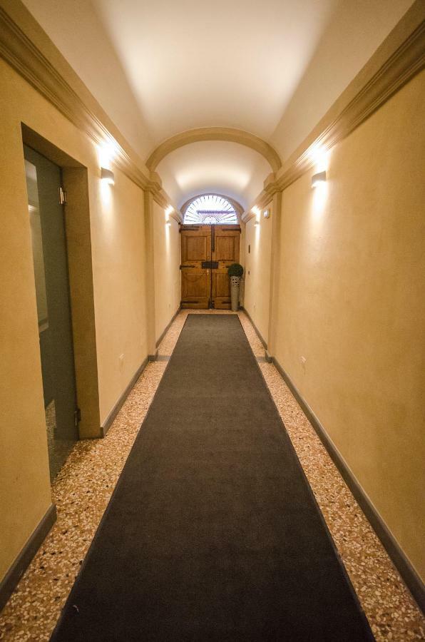 Azeglio Apartment, A Due Passi Da Piazza Maggiore Bologna Exterior photo