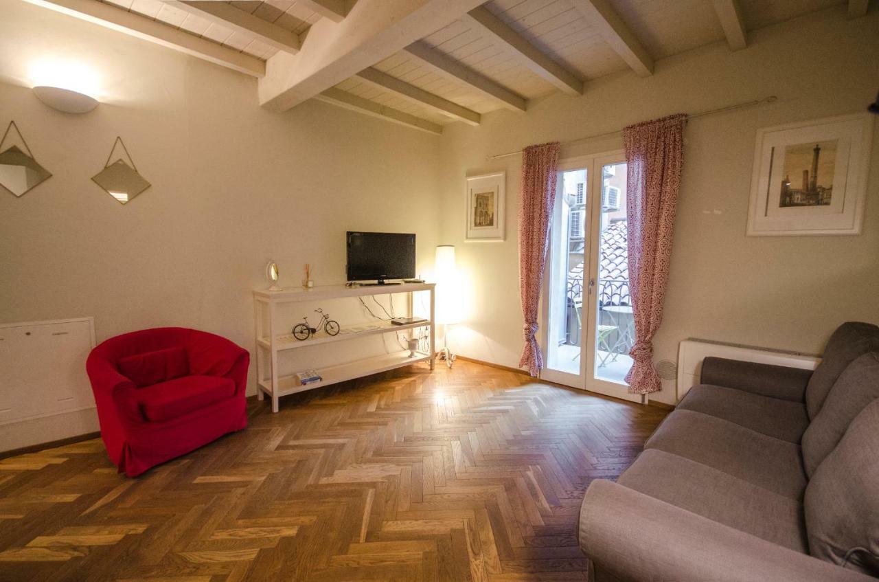 Azeglio Apartment, A Due Passi Da Piazza Maggiore Bologna Exterior photo