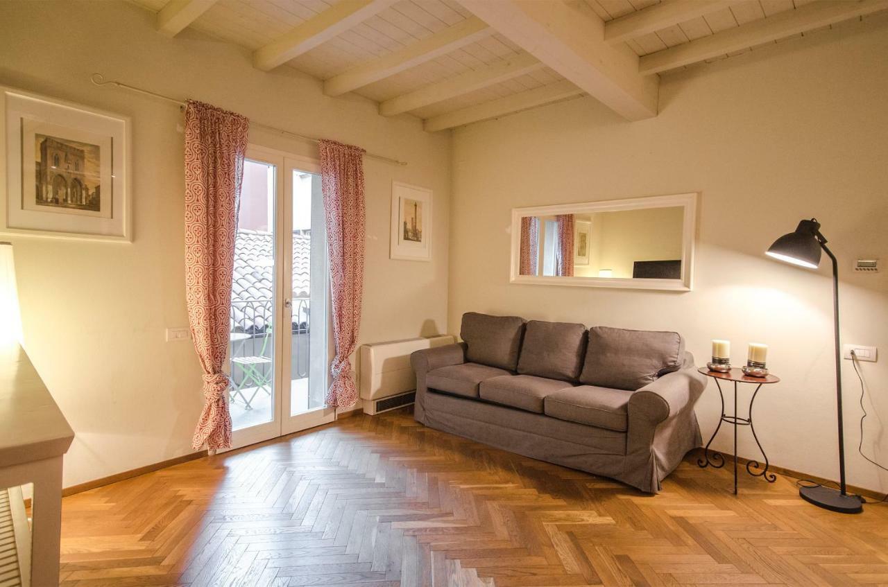 Azeglio Apartment, A Due Passi Da Piazza Maggiore Bologna Exterior photo